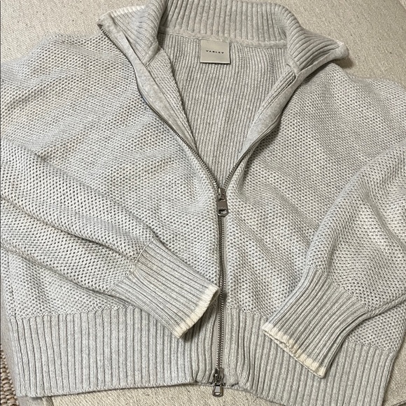 Varley Gray Knit Sweater - Picture 3 of 4